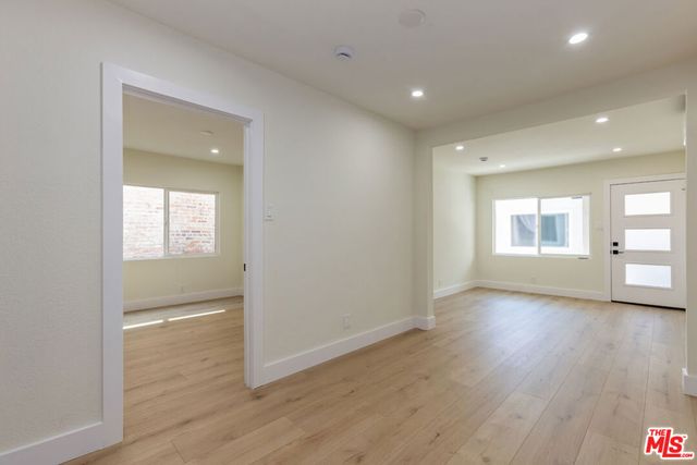 5915 Barton Avenue, Los Angeles, CA 90038