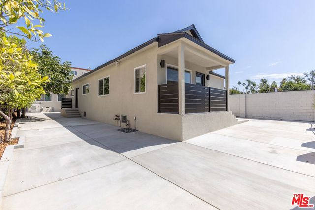 5915 Barton Avenue, Los Angeles, CA 90038