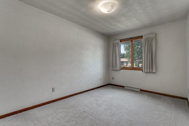 1332 MULBERRY LANE, Neenah, WI 54956
