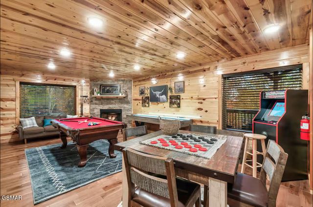 4536 Powdermill Estate Road, Sevierville, TN 37876