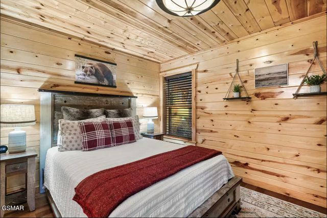 4536 Powdermill Estate Road, Sevierville, TN 37876