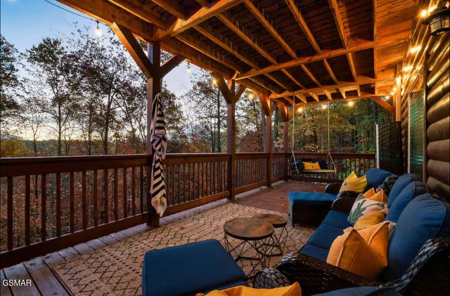 4536 Powdermill Estate Road, Sevierville, TN 37876