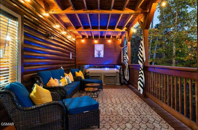 4536 Powdermill Estate Road, Sevierville, TN 37876