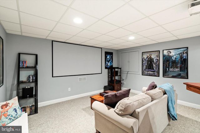 12 HULSE ST, Robbinsville, NJ 08691