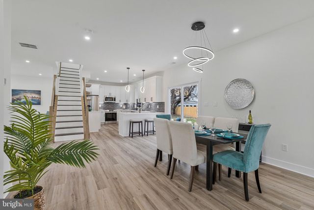 656 STUART CT, Herndon, VA 20170