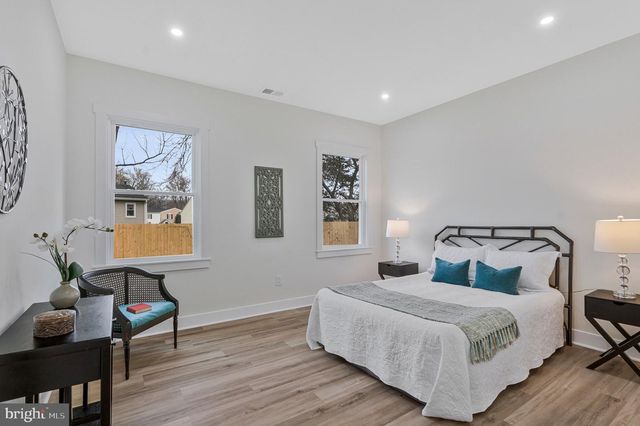 656 STUART CT, Herndon, VA 20170