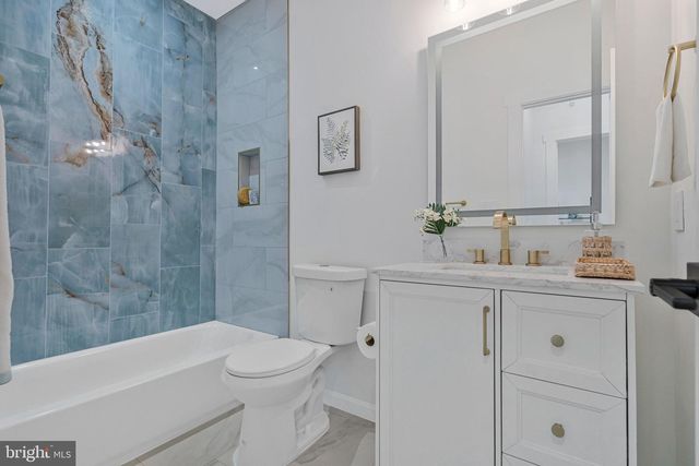 656 STUART CT, Herndon, VA 20170