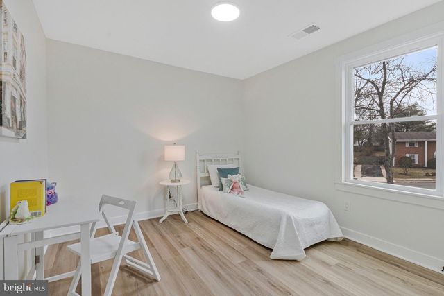 656 STUART CT, Herndon, VA 20170