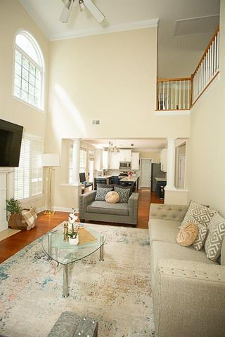 5398 Vinings Lake View SW, Mableton, GA 30126