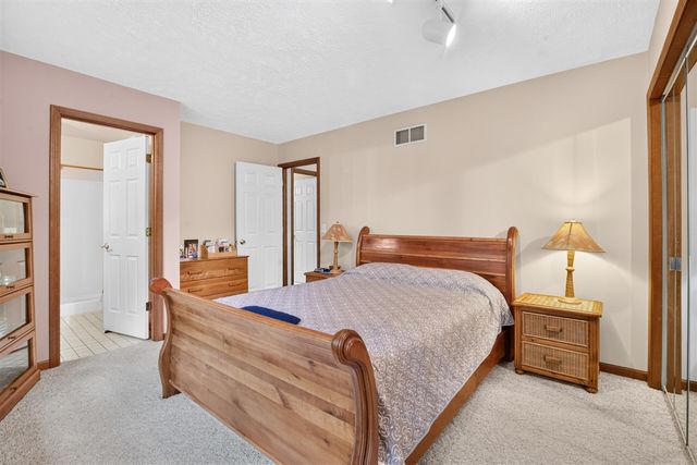 7750 N 32nd Street, Richland, MI 49083