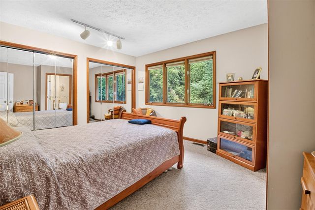 7750 N 32nd Street, Richland, MI 49083