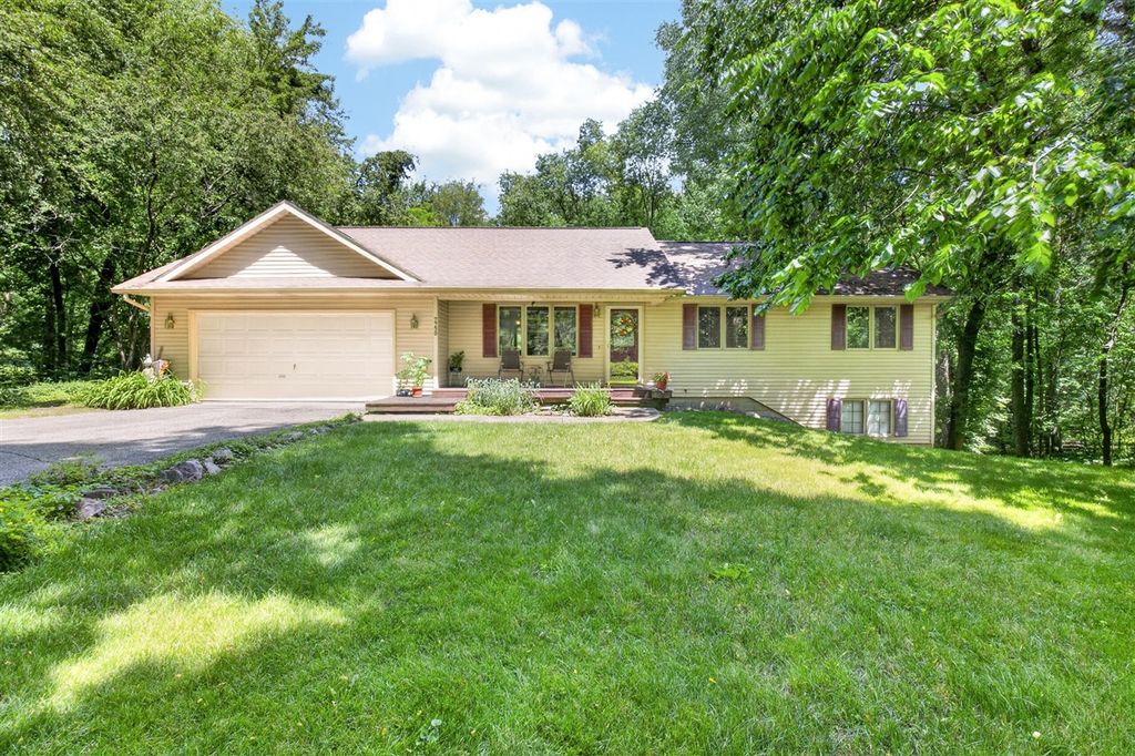 7750 N 32nd Street, Richland, MI 49083