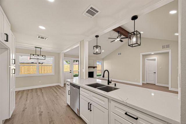 5718 Longforest Drive, Houston, TX 77088