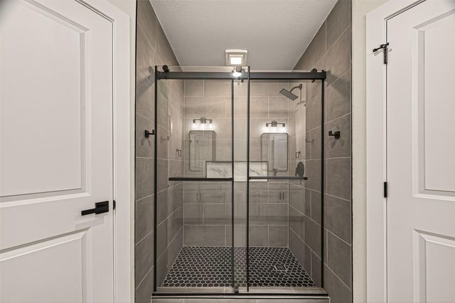 5718 Longforest Drive, Houston, TX 77088