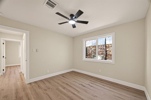 5718 Longforest Drive, Houston, TX 77088