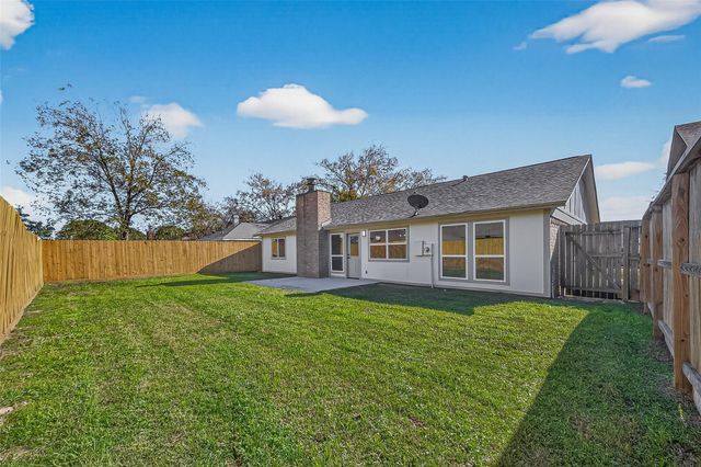 5718 Longforest Drive, Houston, TX 77088