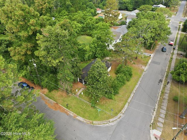 400 S Hardin Street, Southern Pines, NC 28387