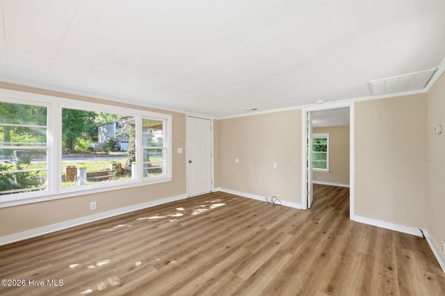 400 S Hardin Street, Southern Pines, NC 28387