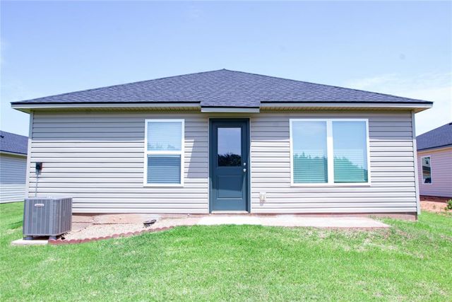 1201 N Stallion Drive, Guthrie, OK 73044