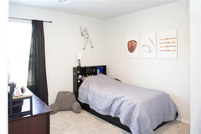 1201 N Stallion Drive, Guthrie, OK 73044