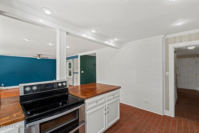 1210 Stockton Road, Kinston, NC 28504