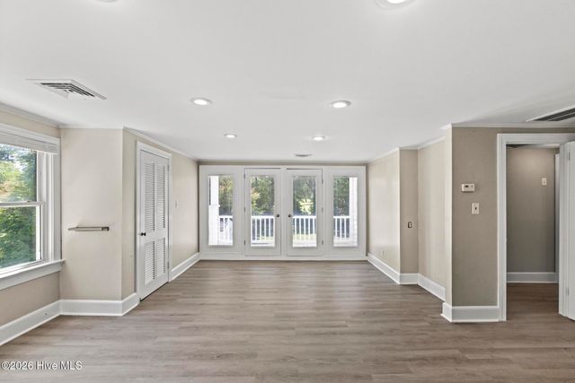 1210 Stockton Road, Kinston, NC 28504