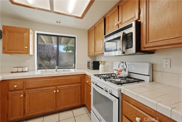 29791 Avenida De Real, Menifee, CA 92586