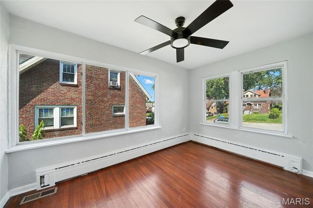 3604 Ridgedale Avenue, St Louis, MO 63121