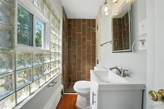 3604 Ridgedale Avenue, St Louis, MO 63121