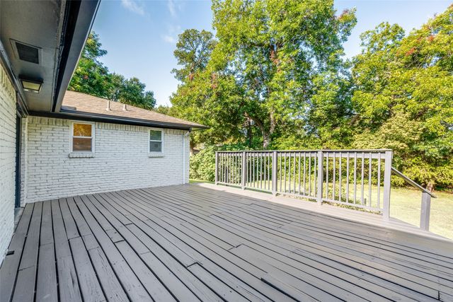 2319 Oldbridge Drive, Dallas, TX 75228