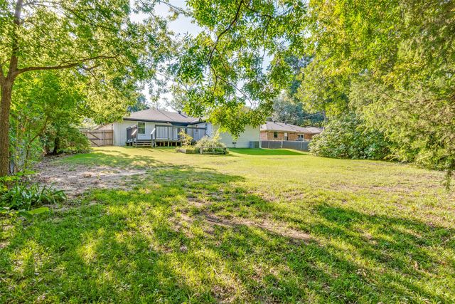 2319 Oldbridge Drive, Dallas, TX 75228