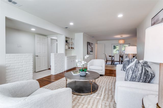 2319 Oldbridge Drive, Dallas, TX 75228