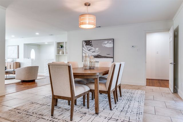 2319 Oldbridge Drive, Dallas, TX 75228