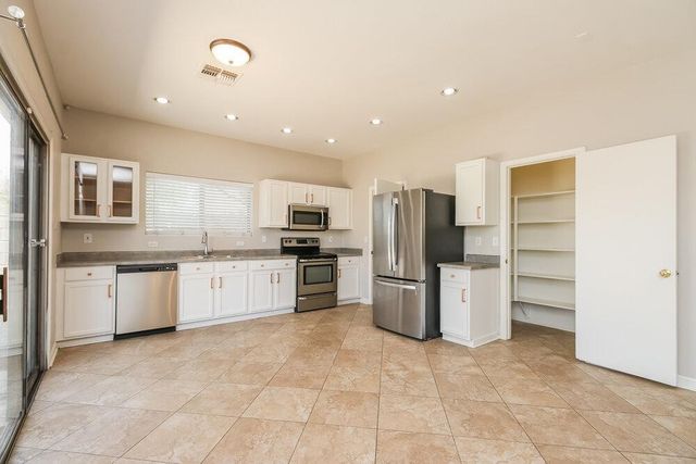 11552 E Flower Circle, Mesa, AZ 85208