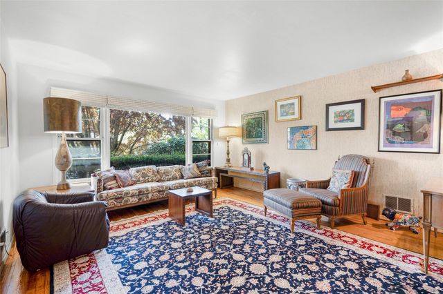 5 Carlton Lane, Rye Brook, NY 10573