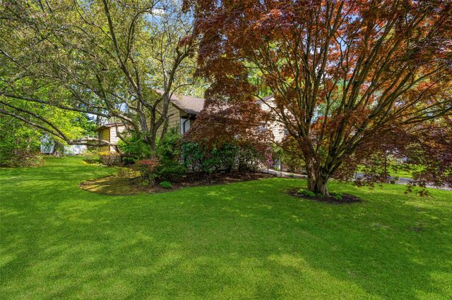 5 Carlton Lane, Rye Brook, NY 10573