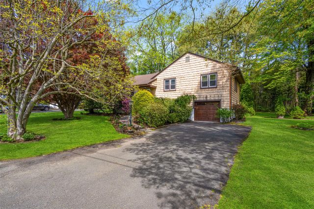5 Carlton Lane, Rye Brook, NY 10573