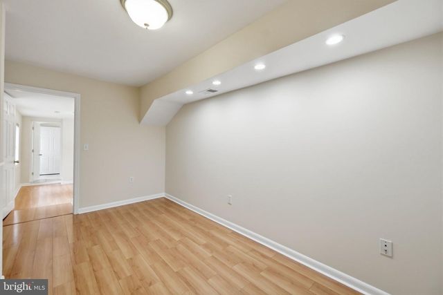 2340 FLEET ST, Baltimore, MD 21224