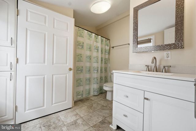 2340 FLEET ST, Baltimore, MD 21224