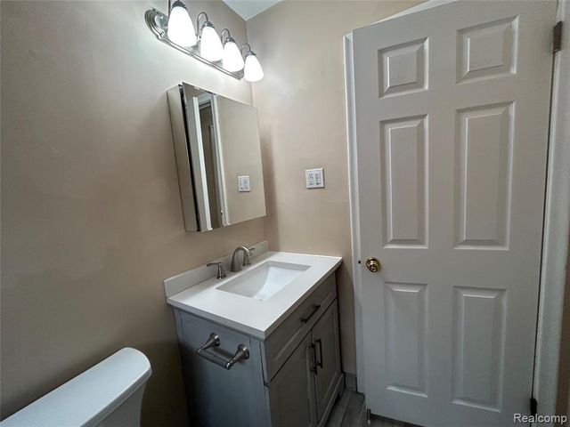 1603 Beaupre Avenue, Madison Heights, MI 48071