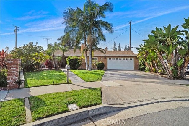 2206 E Martha, Orange, CA 92867