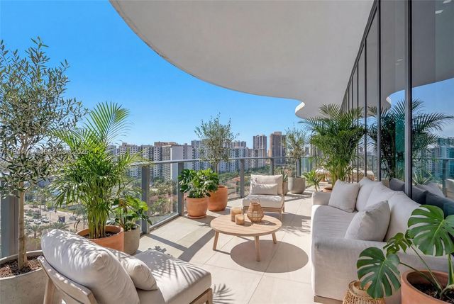19575 Collins Avenue 12, Sunny Isles Beach, FL 33160