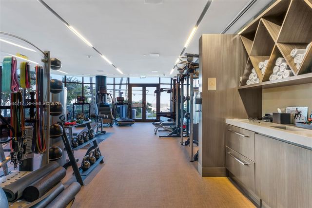 19575 Collins Avenue 12, Sunny Isles Beach, FL 33160