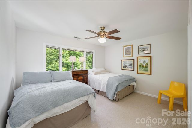 36 Quail Run Circle, Brevard, NC 28712