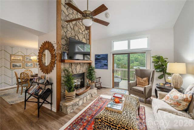 36 Quail Run Circle, Brevard, NC 28712