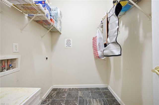 105 Overlook PT, Yorktown, VA 23693