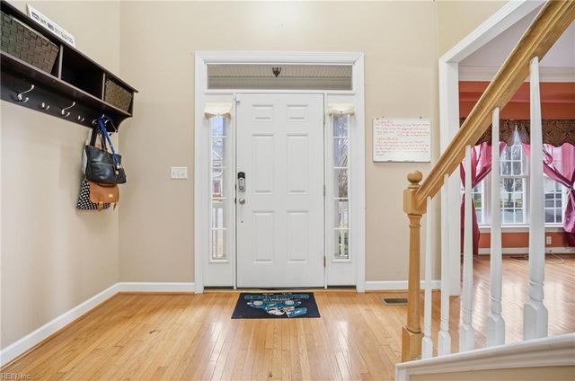 105 Overlook PT, Yorktown, VA 23693