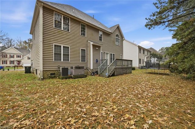 105 Overlook PT, Yorktown, VA 23693