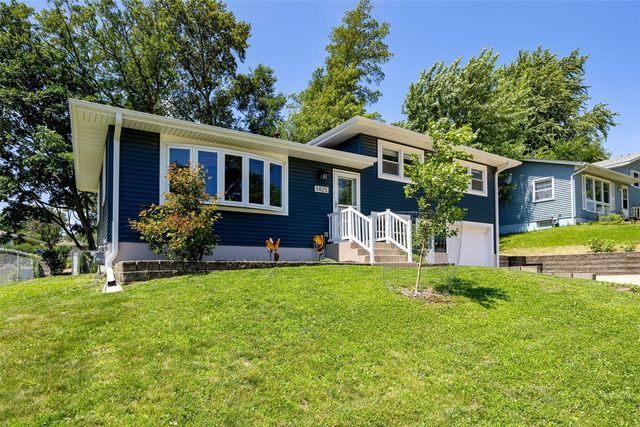 1425 Harold Drive SE, Cedar Rapids, IA 52403
