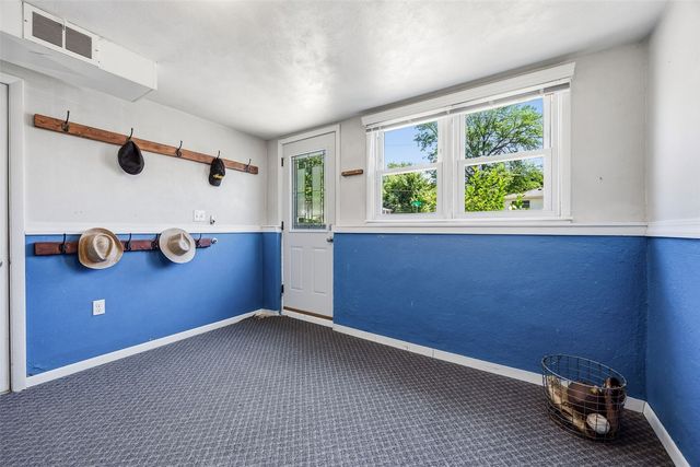 1425 Harold Drive SE, Cedar Rapids, IA 52403